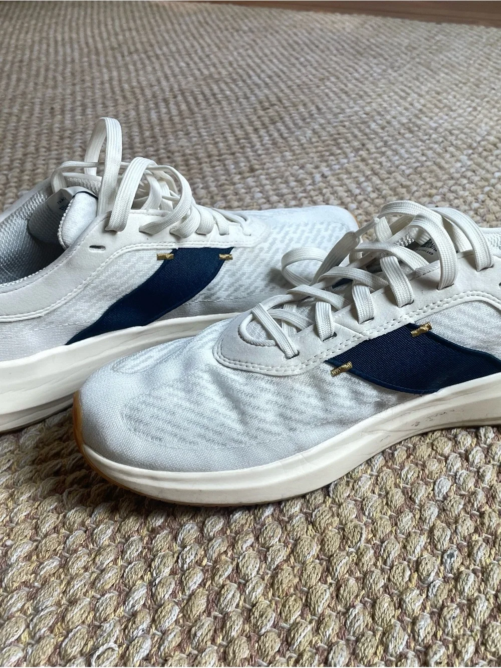 Tracksmith Eliot Runner - Picture 7 of 10